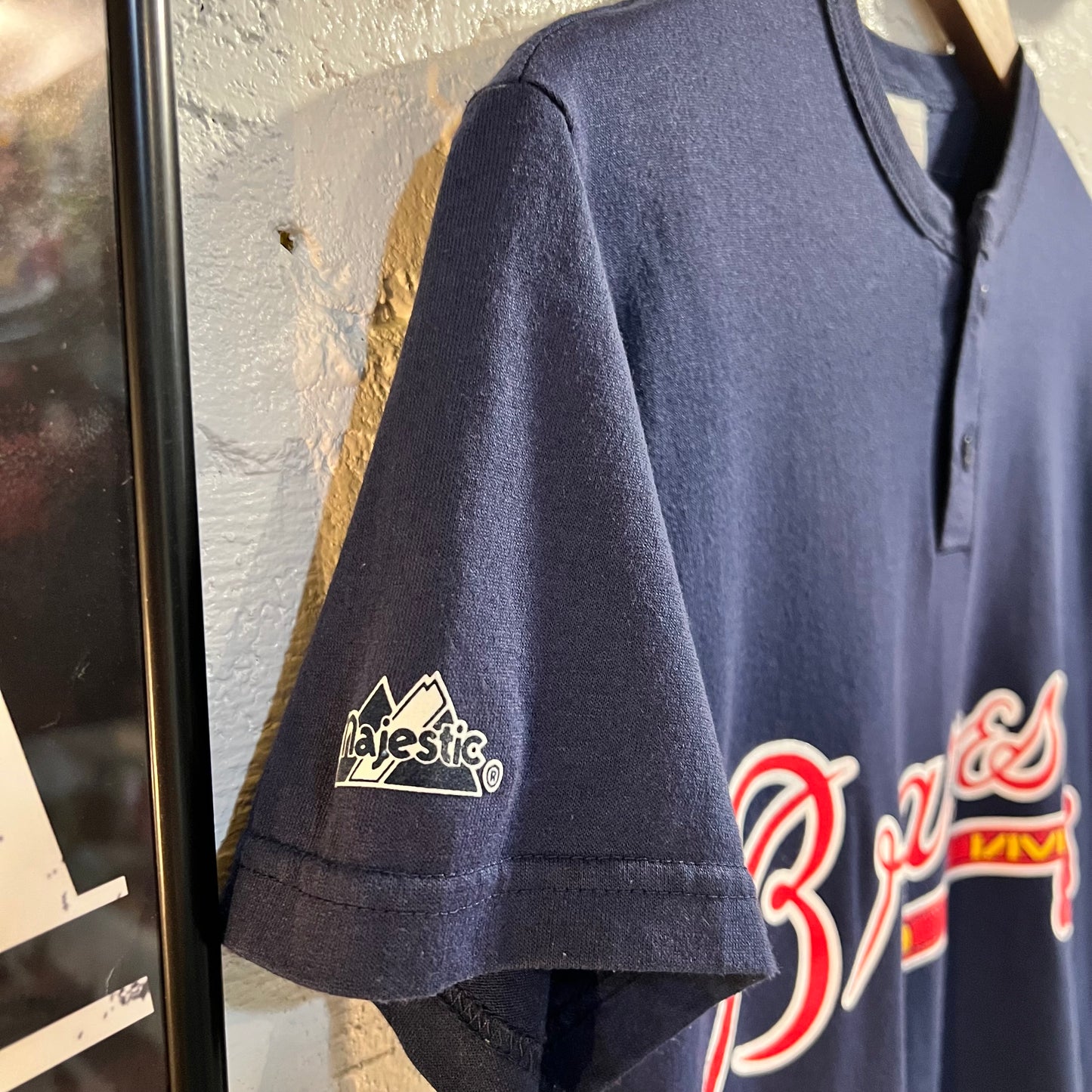 Vintage Y2K Atlanta Braves '#6' Baseball Henley T-Shirt - Size Youth Large - Navy/Red