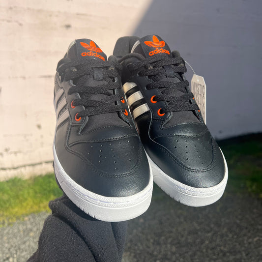 Adidas Rivalry Low Womens Sample Shoe - Size 7W/5.5M - Black/Impact Orange - AIE7284 - Salesman Sample (SMS)