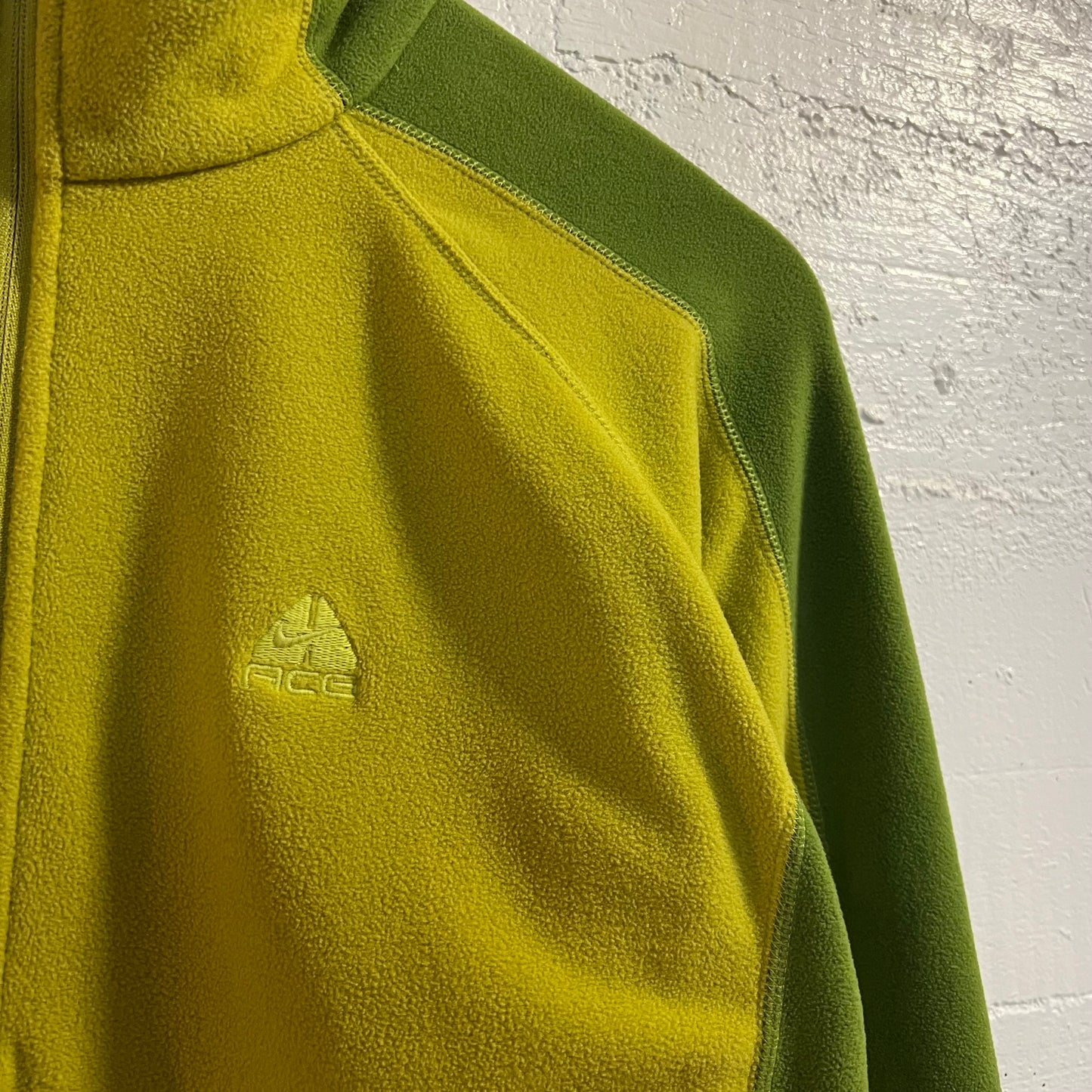 Vintage 2000's Nike ACG (All Conditions Gear) Quarter Zip Pullover Fleece - Size Large - Avocado Green