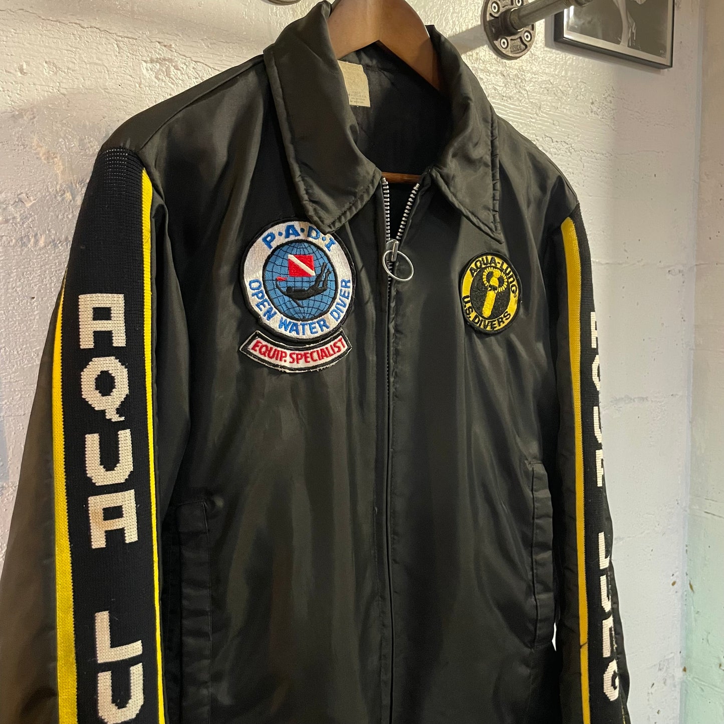 True Vintage 1970's U.S. Divers Aqua Lung Scuba Bomber Jacket With Intarsia Sleeves - Size Small - Made In USA - Black/Yellow
