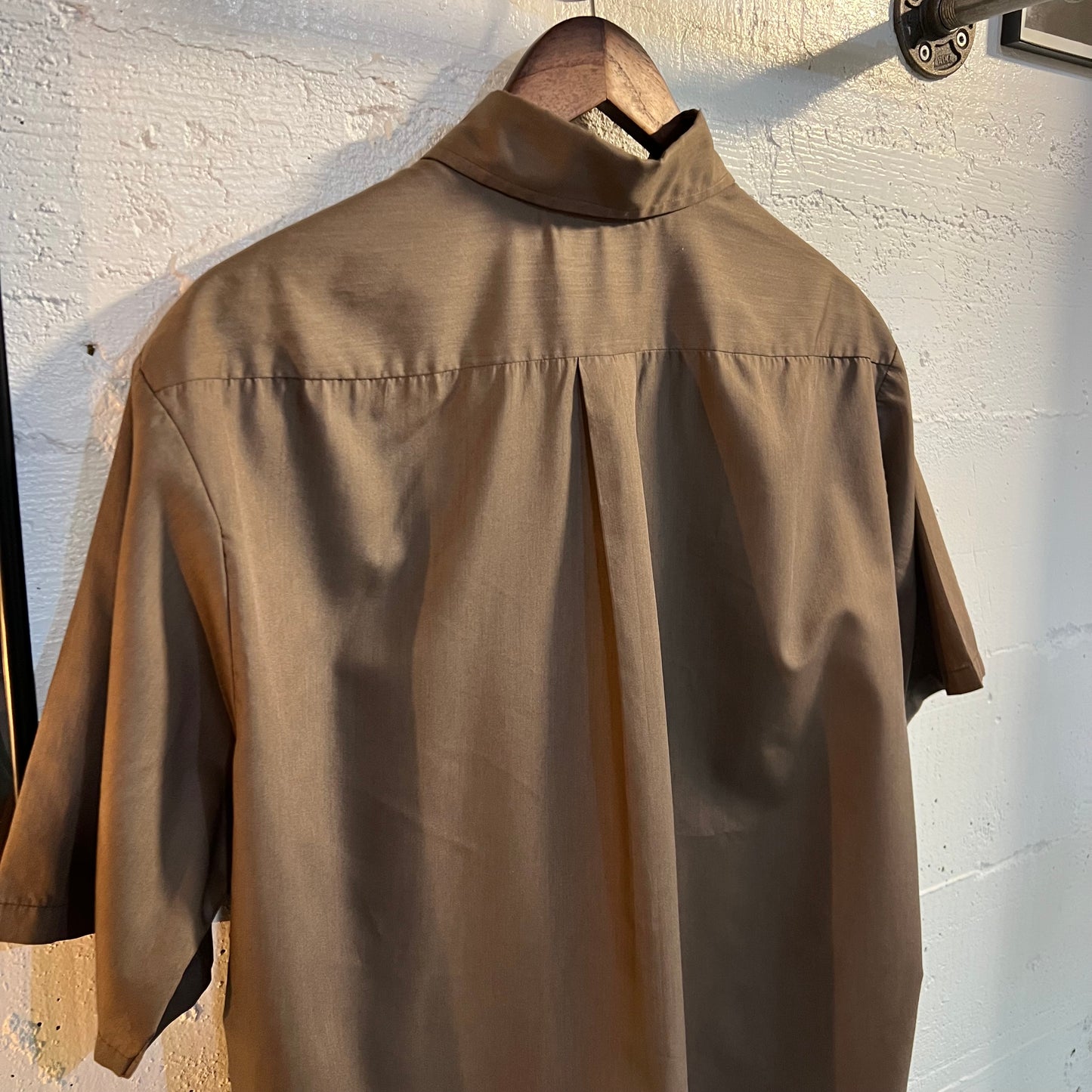 True Vintage 1960’s Towncraft Plus Penney’s Penn-Prest Button Up Shirt - Size Medium - Brown - Made In USA