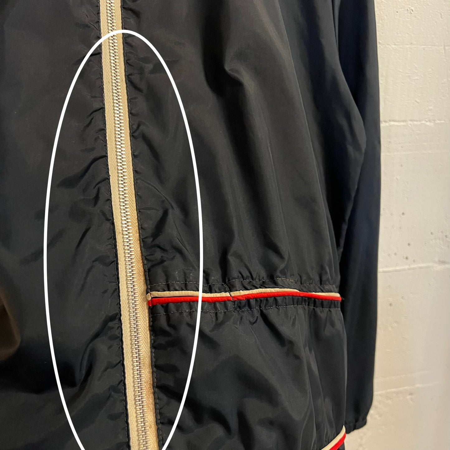 Vintage 1970's Caribu By Briarcliff Piping Racer Style Zip Nylon Windbreaker Jacket - Size Medium - Navy/Red/White