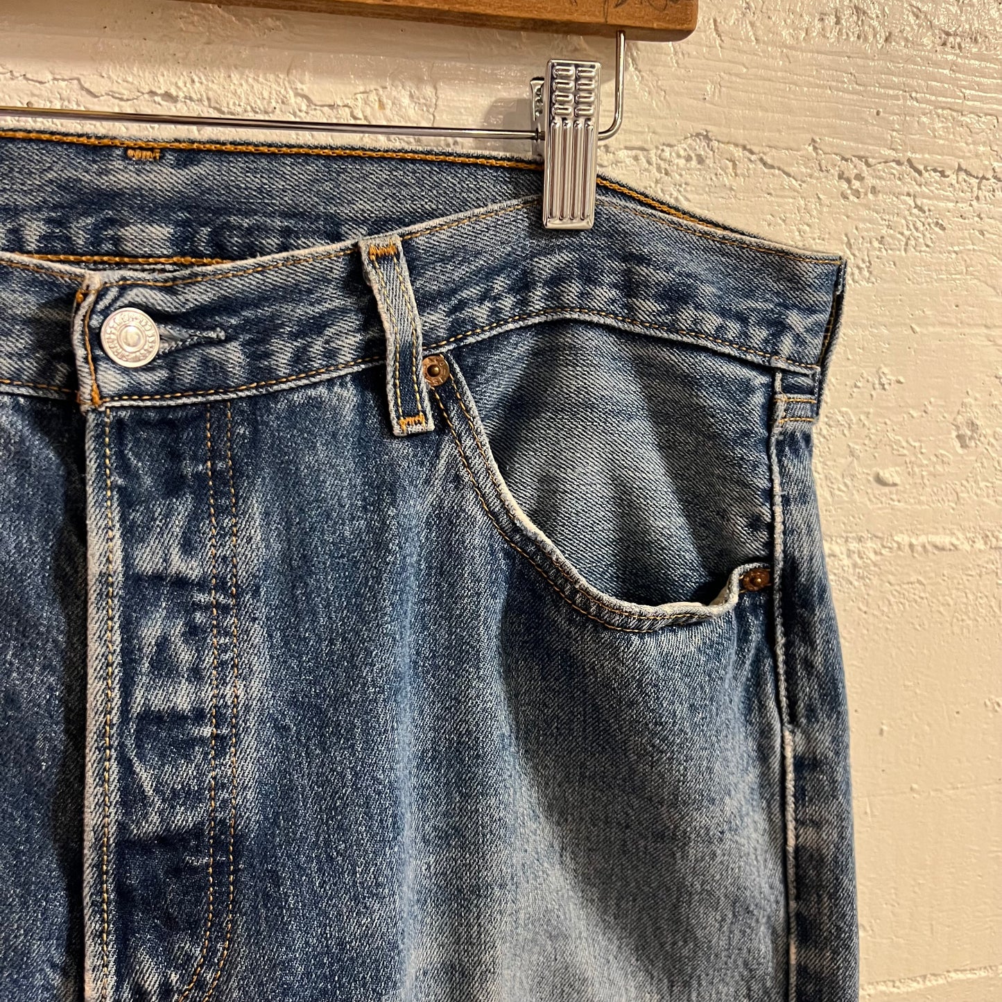Vintage Distressed 2000's Levi's 501-0115 - Size 35" x 33" - Made In Guatemala - Mid Wash Indigo