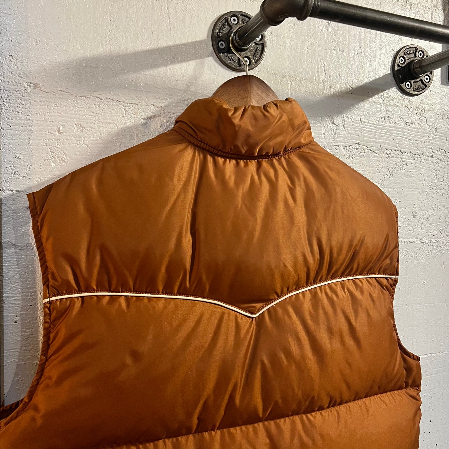 Vintage 1970's Comfy Goose Down Insulated Western Yoke Puffer Vest - Size Large - Made In USA - Copper Brown