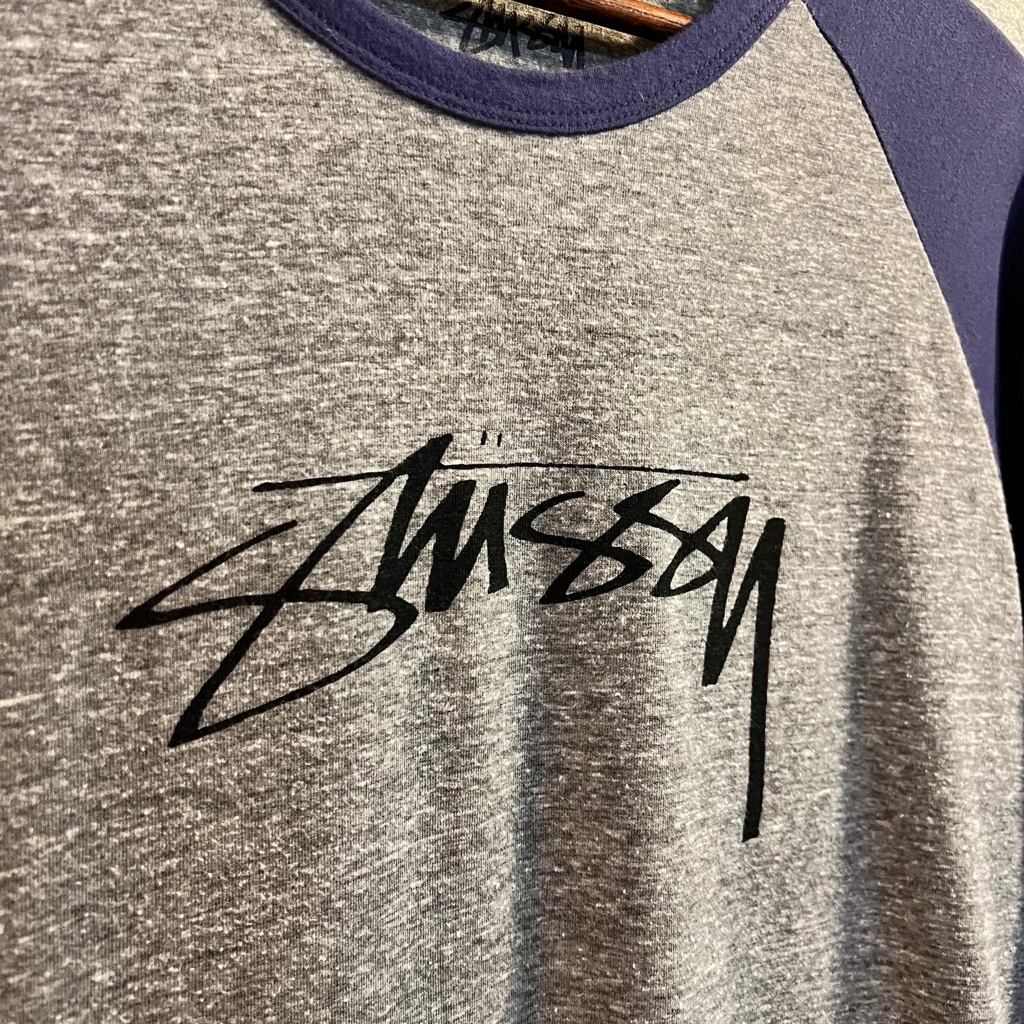 Stüssy Raglan 3/4 Sleeve Spell-out Baseball Tee - Size Large - Gray/Navy