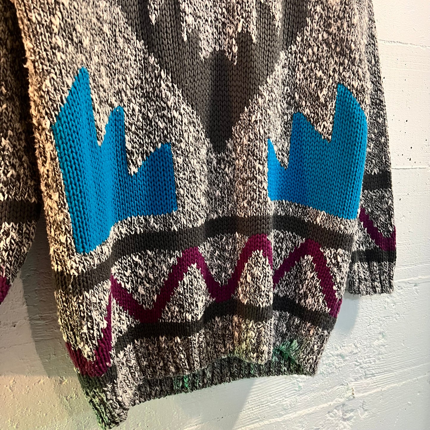 Vintage 1980's Southwestern Intarsia Pattern Knit Crewneck Sweater - Size Medium - Salt & Pepper/Multi
