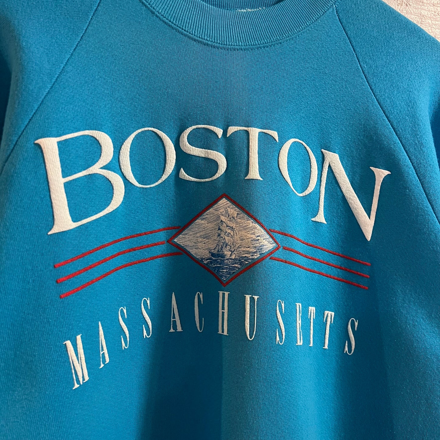 Vintage 90’s Boston Massachusetts Puff Print Raglan Sleeve Crewneck Sweatshirt - Size XL - Made In USA - Blue/White/Red