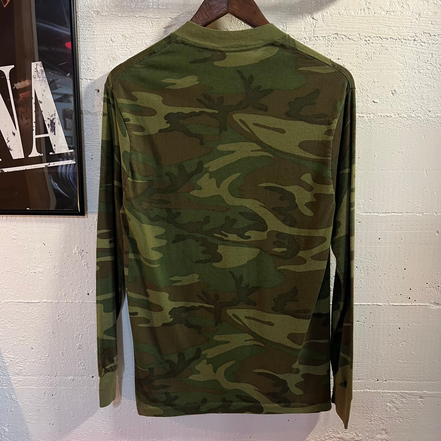 Vintage 80’s US Woodland Camo Long Sleeve Single Stitch T-Shirt - Size Large - Made In USA - Earth Toned