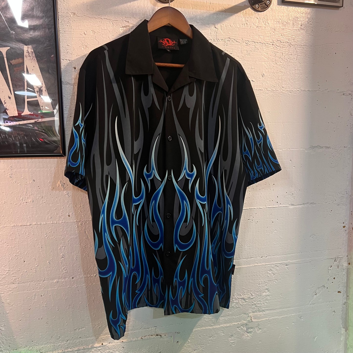 Vintage Y2K  Dragonfly Brand Tribal Flame Button Up Shirt - Size Large - Black/Blue