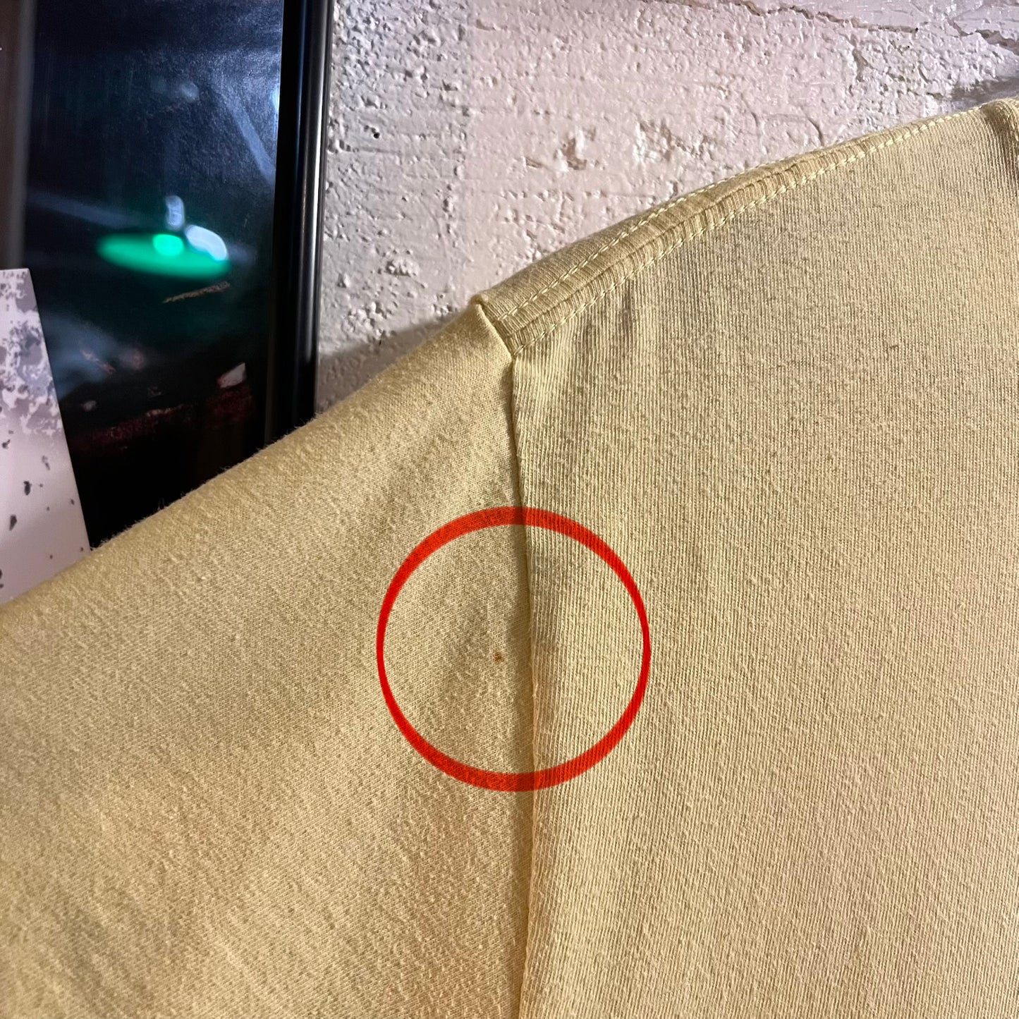 Vintage 2000’s Quiksilver Graphic T-Shirt - Size Medium - Yellow