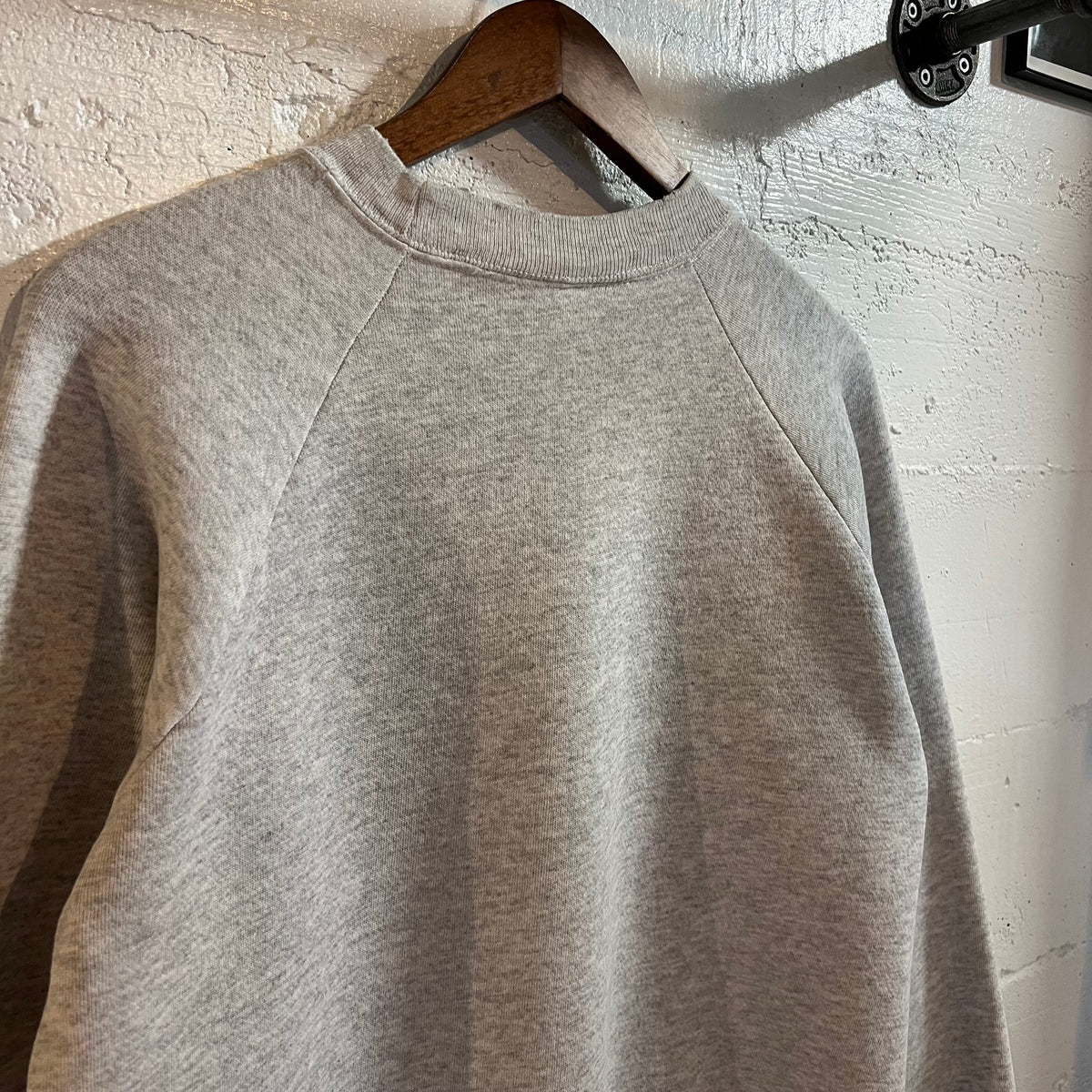 Vintage 1992 Lake Monticello, Virginia Raglan Sleeve Crewneck Sweatshirt - Size Medium - Made In USA - Heather Grey/Red/Multi