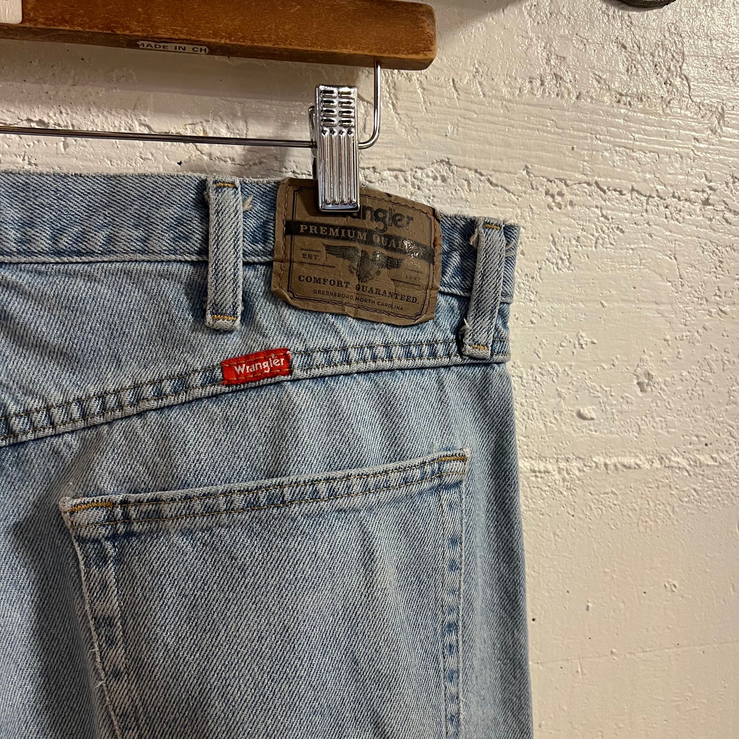 Vintage 2000's Wrangler Light Wash Distressed Straight Leg Denim Jeans - Size 36" x 32" - Light Wash Denim