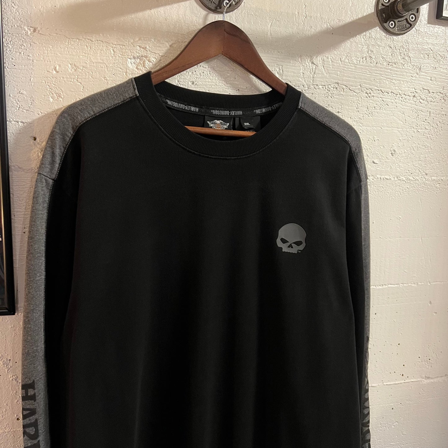 Y2K Harley Davidson Motorcycles Skull Long Sleeve T-Shirt - Size 2XL - Black/Grey
