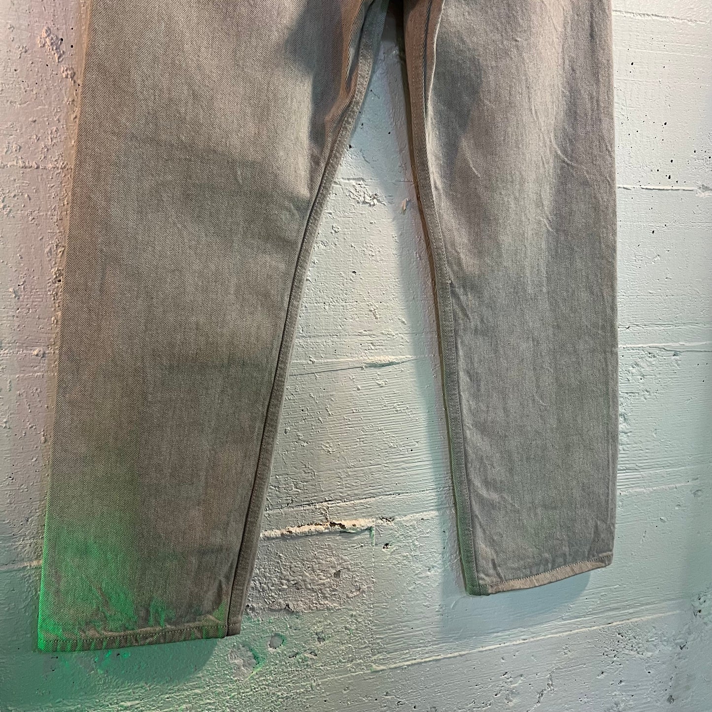 2011 Levi's 501 Button Fly Silver Denim Jeans - Size 32" x 30" - Silver/Gray