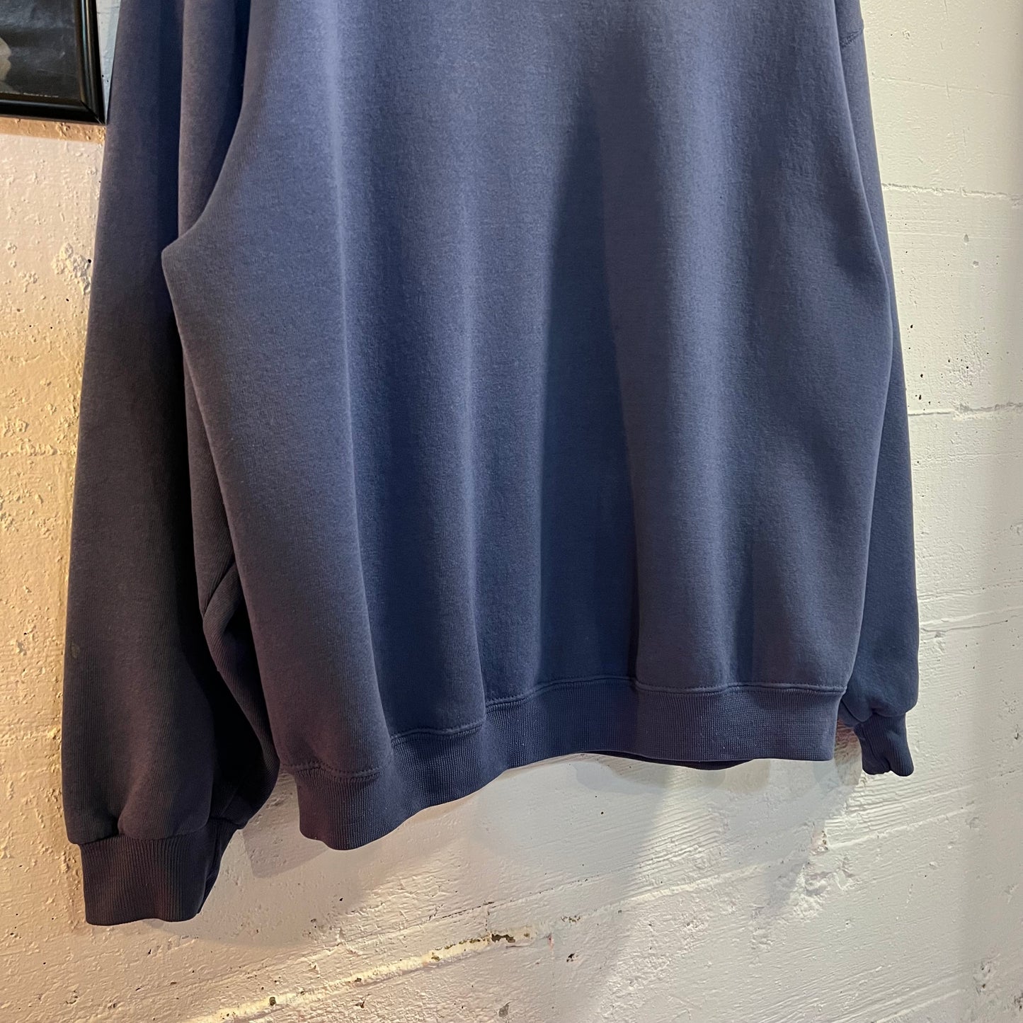 Vintage 2000's Jerzees Super Sweats Blank Faded & Distressed Crewneck Sweatshirt - Size Large - Faded Navy