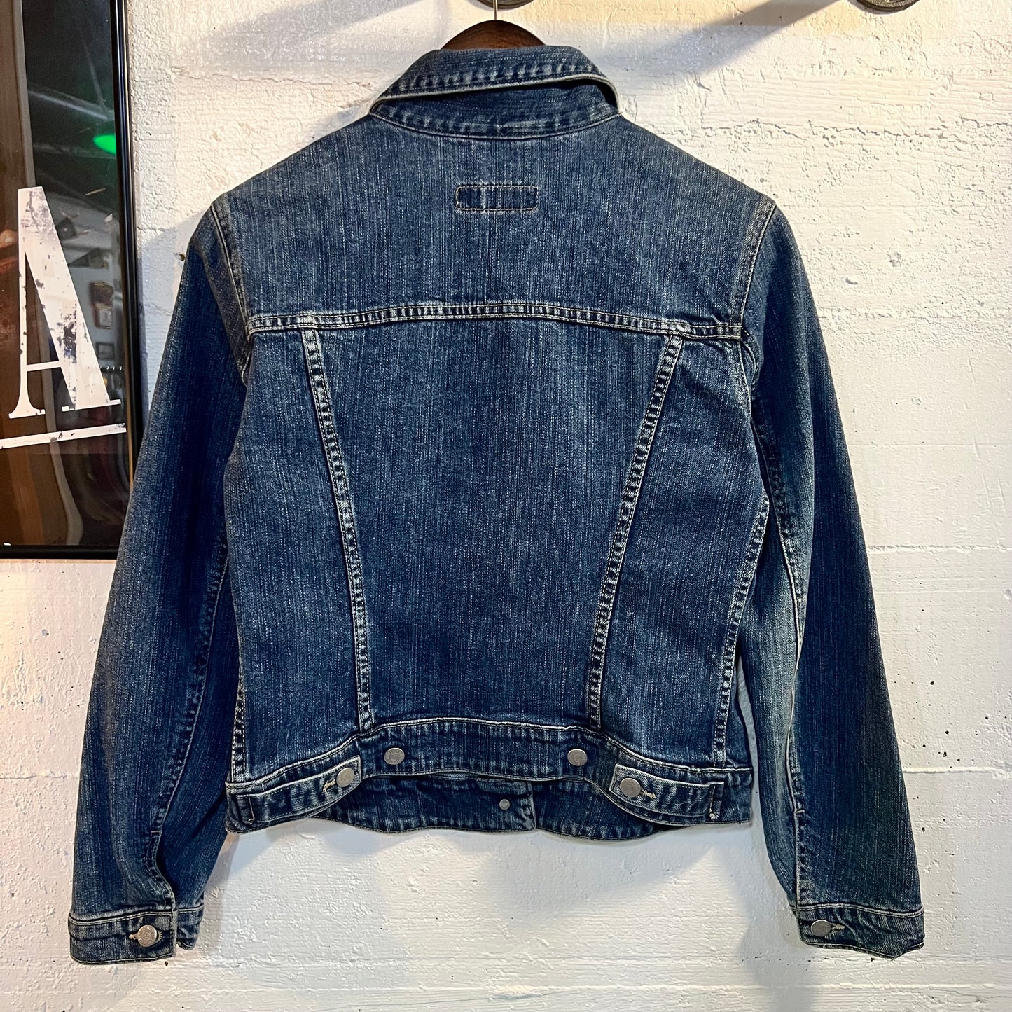 Vintage Amadeus Jeans Women’s Buttoned Denim Jacket - Size Large (40) - Dark Wash