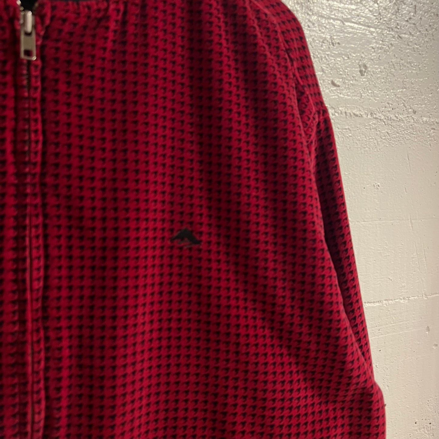 Vintage 2000's Emerica Skateboarding Sherlock Houndstooth Velvet Bomber Jacket - Size XL - Red/Black
