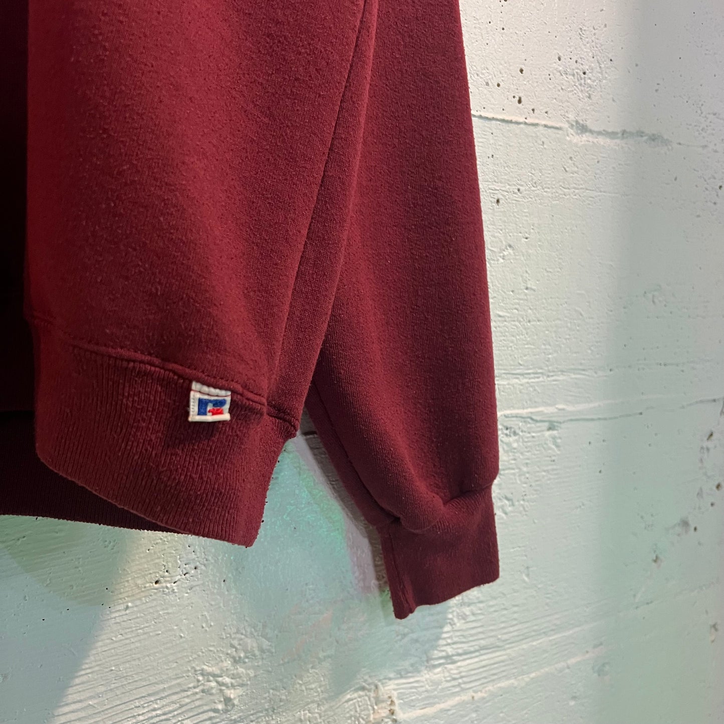Vintage 80’s Russell Athletic Blank Crewneck Sweatshirt - Size Large - Maroon