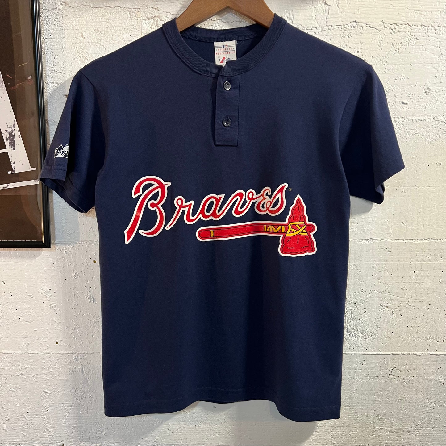 Vintage Y2K Atlanta Braves '#6' Baseball Henley T-Shirt - Size Youth Large - Navy/Red