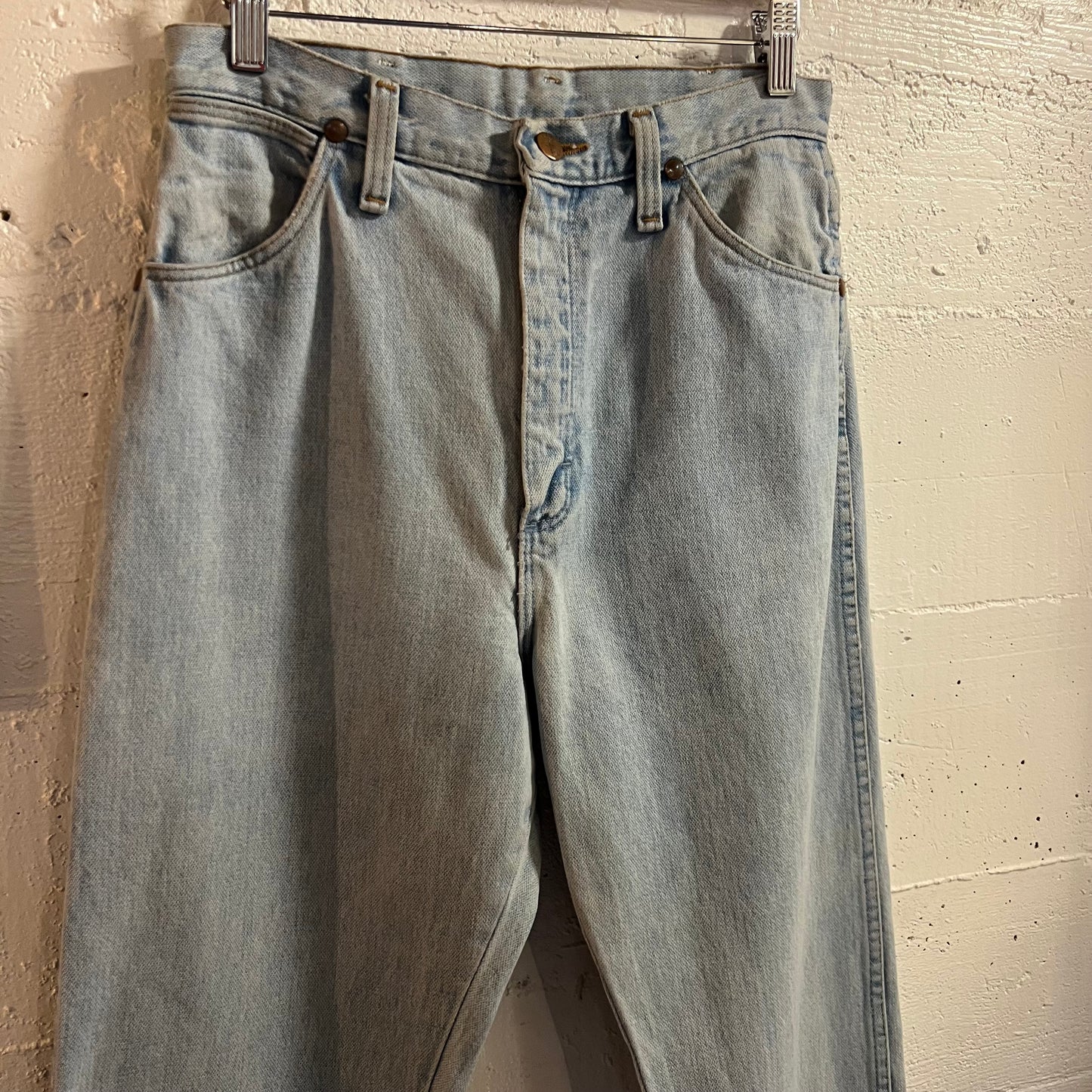 Vintage 90's Wrangler Women's Cowboy Cut 14MWZGB Light Wash Blue Jeans - Size 9 (28"x 34") - Made In USA