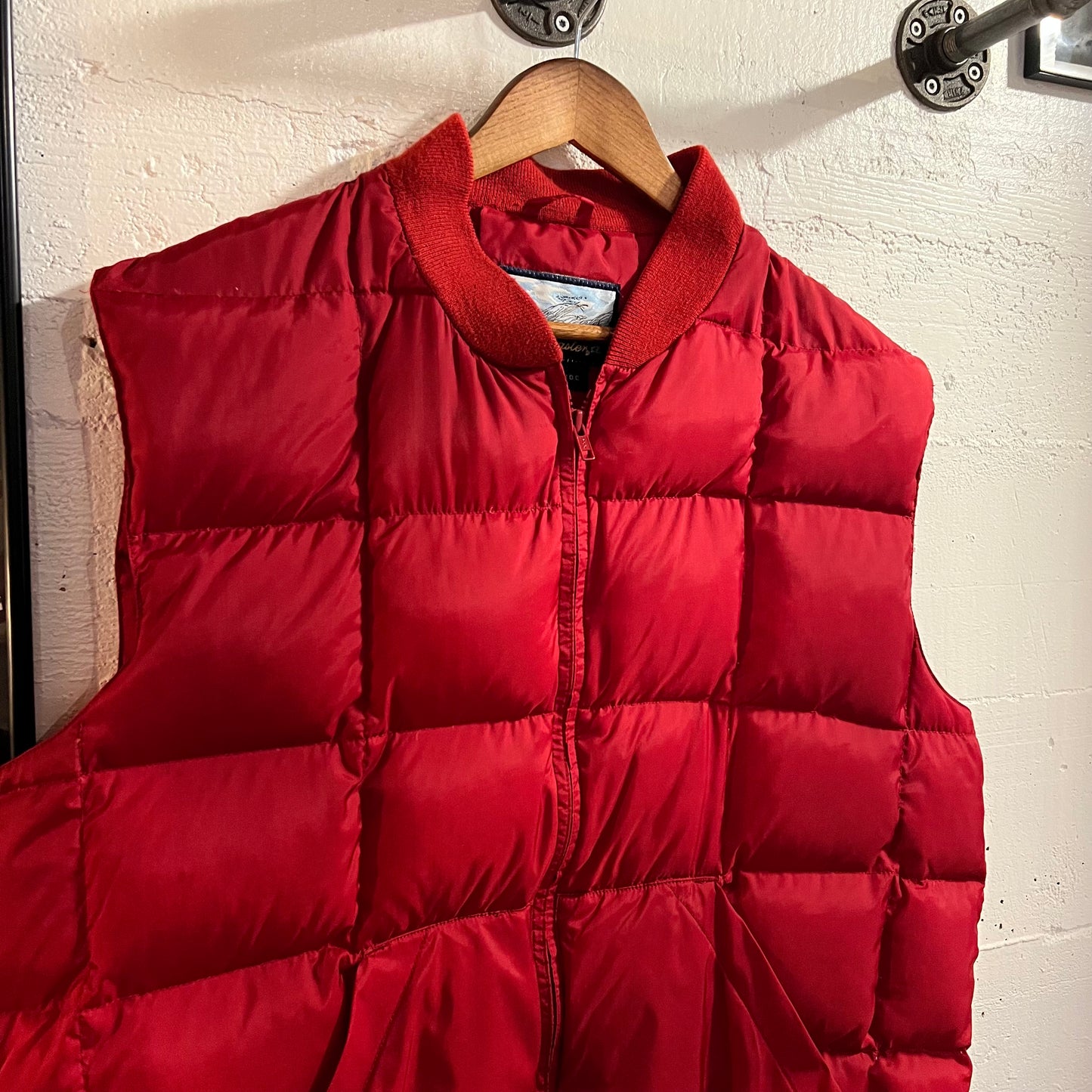 Vintage 70’s/80’s Fieldmaster Quilted Down Puffer Vest - Size Large - Red