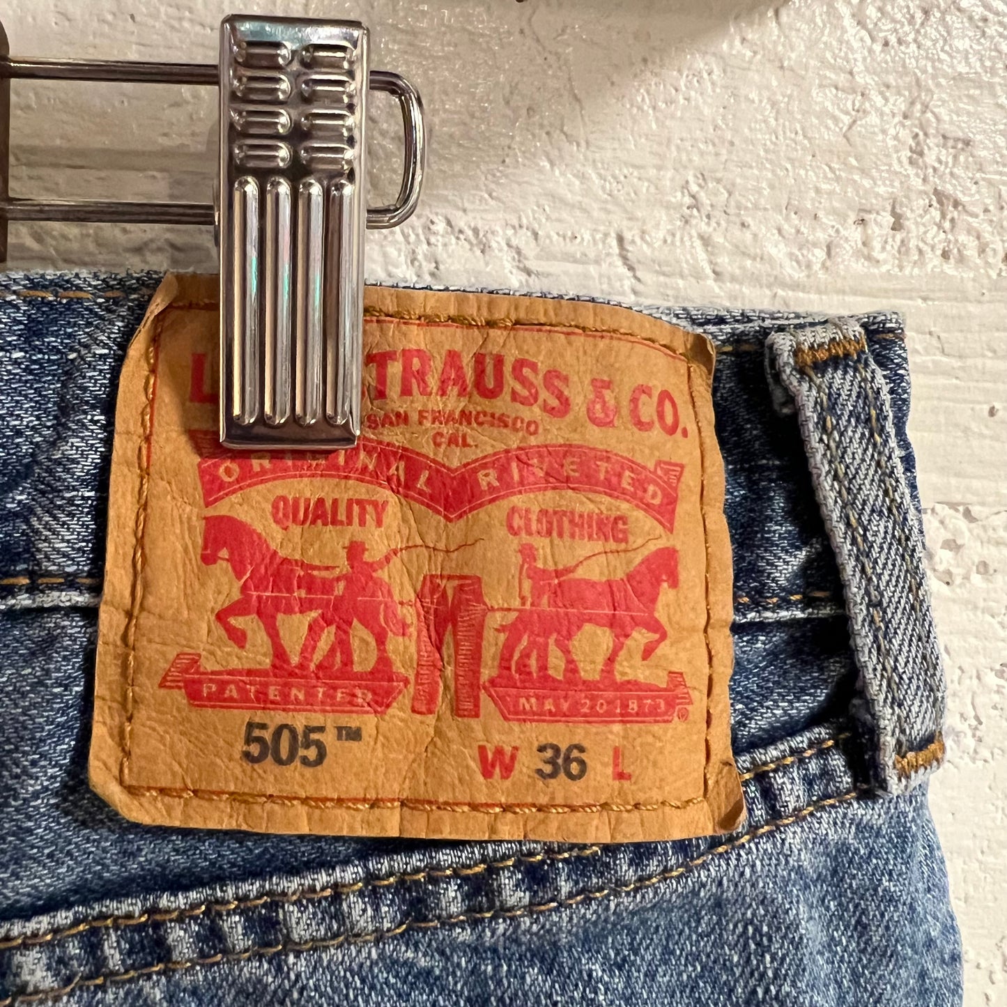 2000's Levi's 505 Medium Wash Denim Shorts - Size 36" - Medium Wash Indigo - 100% Cotton
