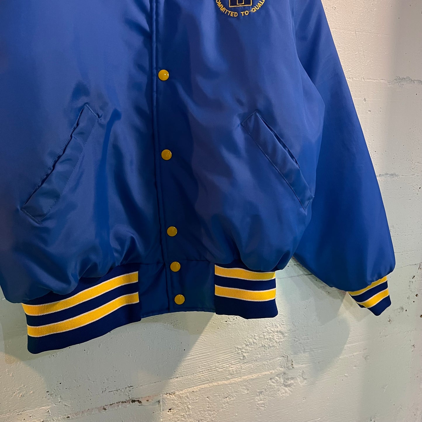 Vintage 90's Fold Down Collar Satin Bomber Jacket 'James River-Wauna Mill' - Size Large - Made In USA - Blue/Yellow