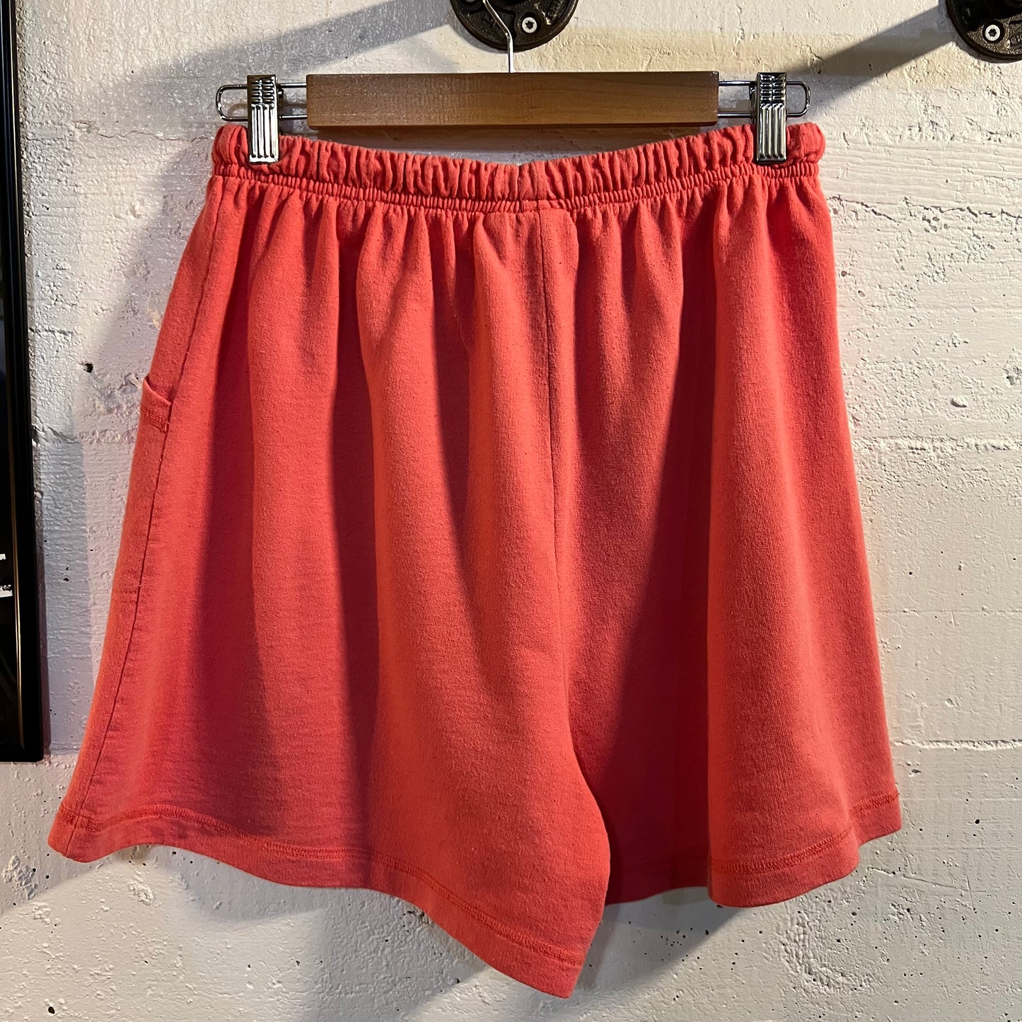 Vintage 90's Cherokee Women's Cotton Sweat Shorts - Size Large - Faded Pink