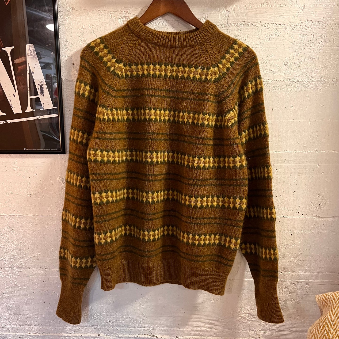 Vintage 60’s Jantzen Fair Isle Yoked Ski Patterned Raglan Sleeve Knitted Sweater - Size Medium - Made In USA - Mustard Yellow/Green