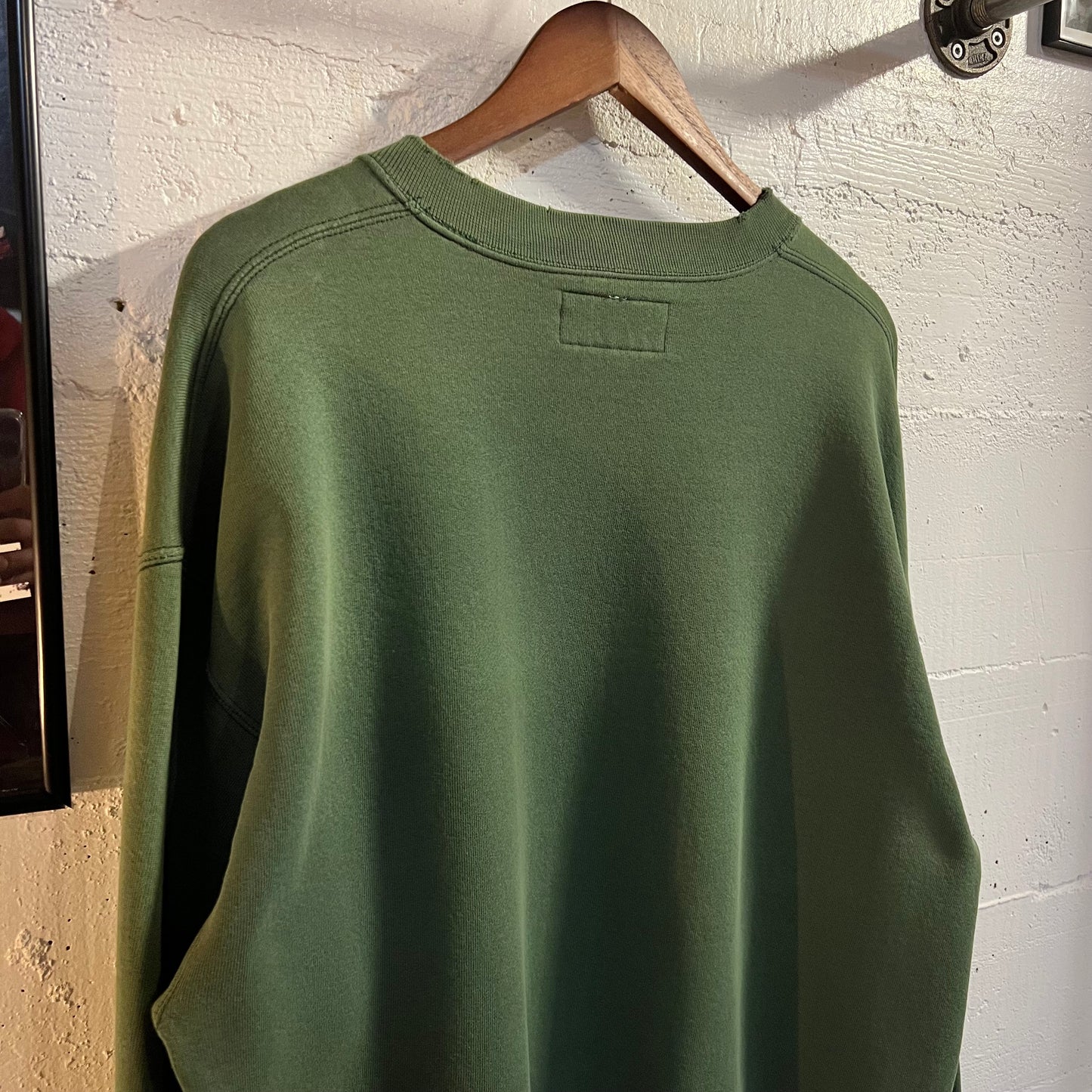 Vintage Distressed Russell Athletic High Cotton 'Illinois Wesleyan University' Collegiate Crewneck Sweatshirt -  Size XL - Made In USA - Faded Green