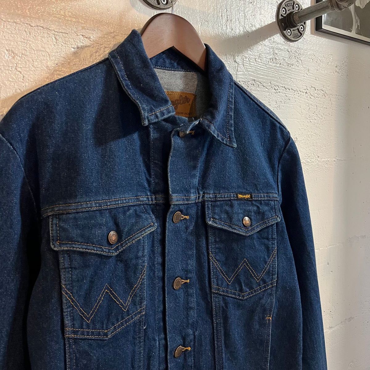 Vintage 2000’s Wrangler Cowboy Cut Unlined Denim Jacket - Size Small - Dark Wash
