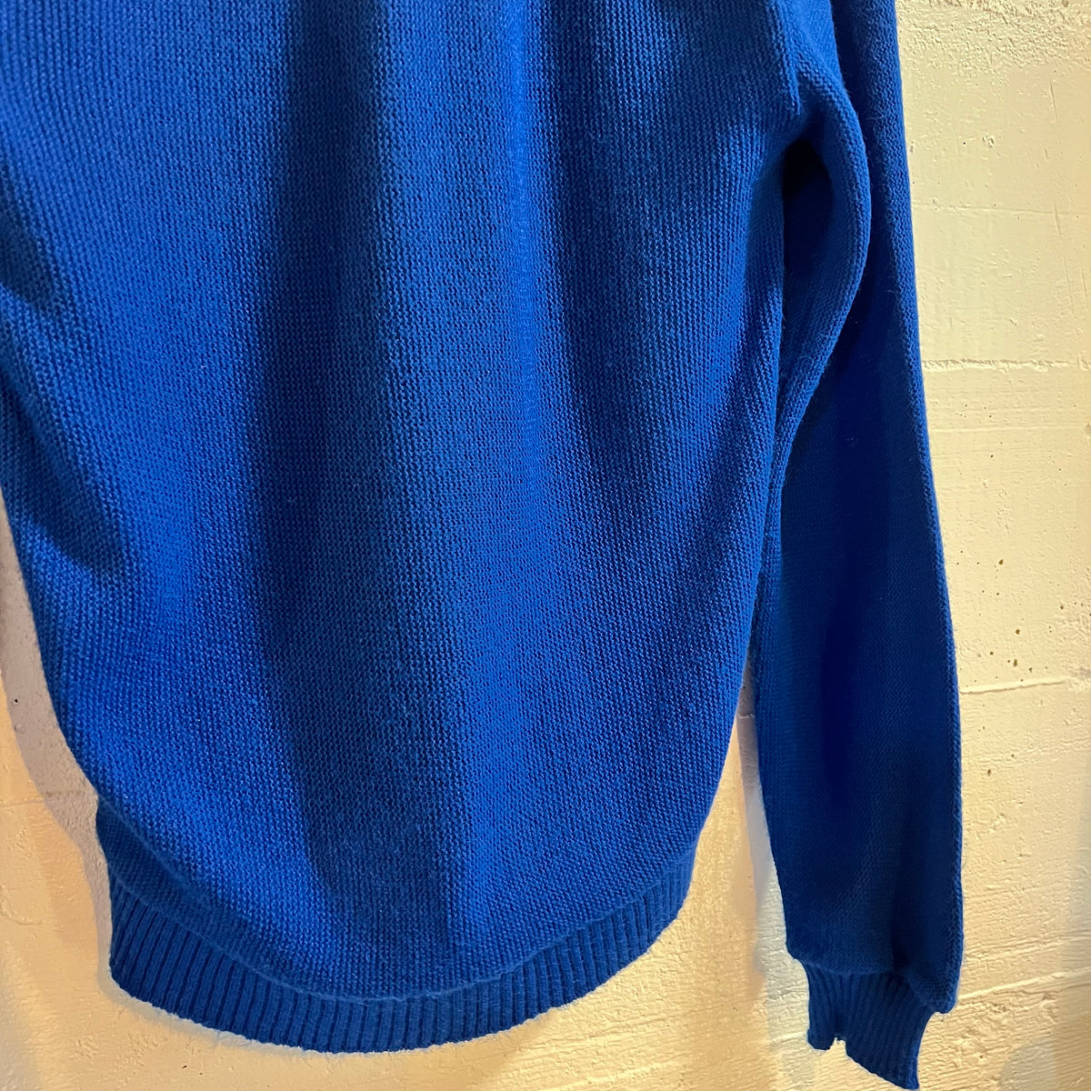 Vintage 60’s Campus Vertical Striped Knitted Cardigan Sweater - Size Youth XL (16) - Made In USA - Royal Blue/Multi