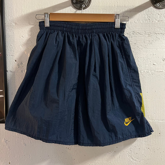 Vintage 90’s Embroidered Nike Mesh Lined Athletic Shorts - Size Small - Navy/Yellow