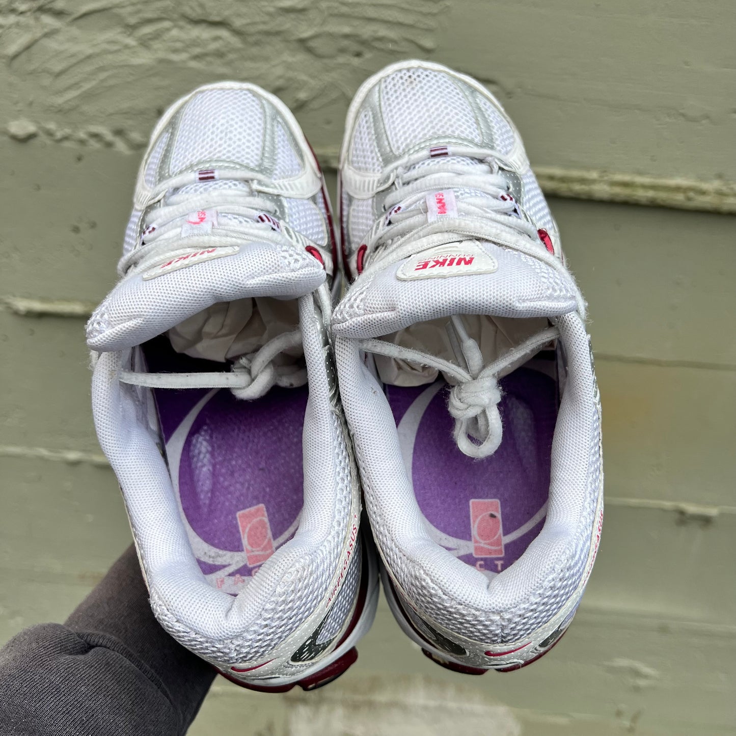 Vintage 2007 Nike Air Pegasus+ Bowerman Series - Size 9.5W/8M - White/Red-Pink - #31669-181