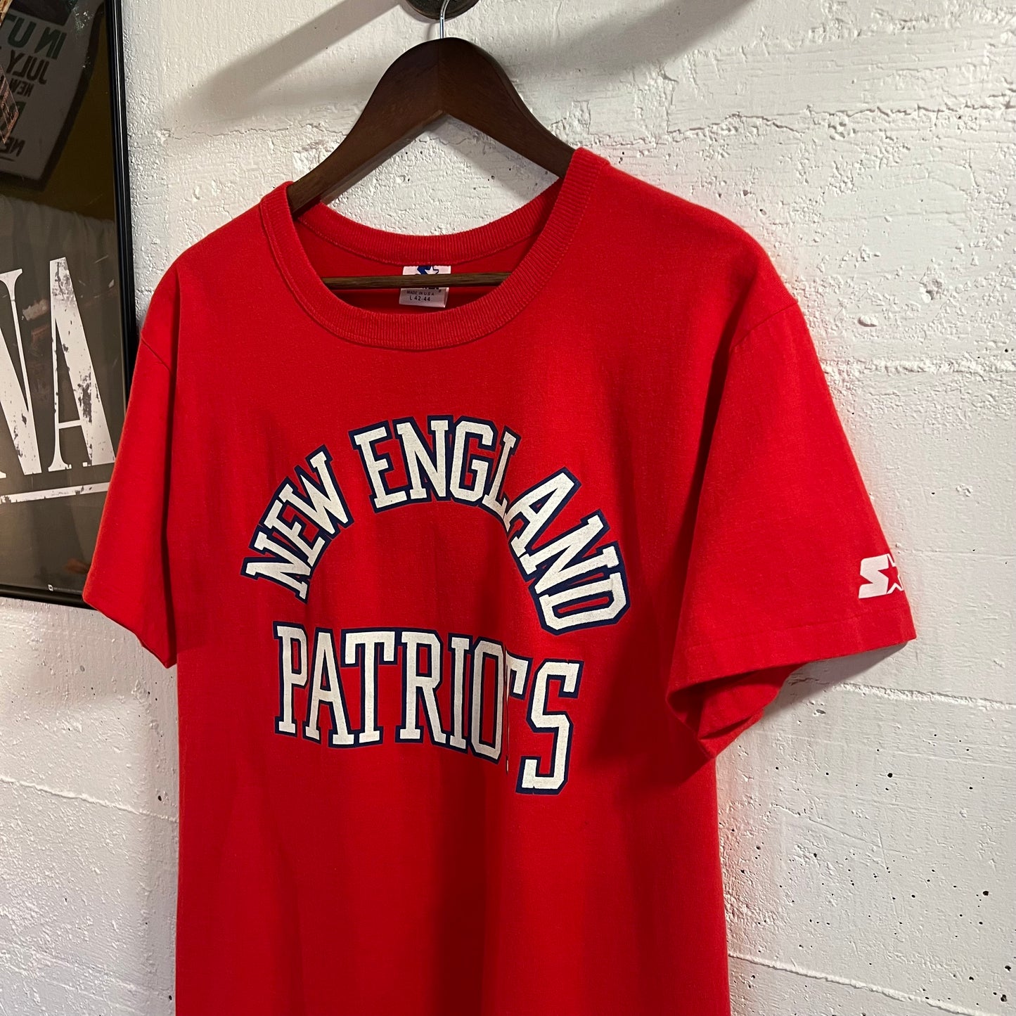 Vintage 80’s Starter New England Patriots NFL Single Stitch T-Shirt - Size Large - Made In USA - Red/White/Blue