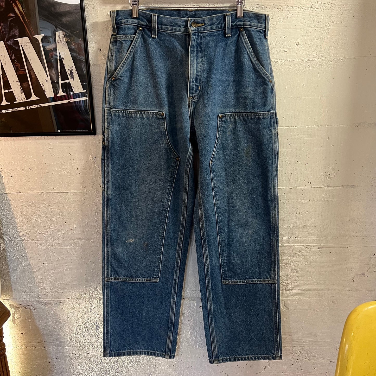 2000's Distressed Carhartt Loose Original Fit Double Knee Denim Carpenter Jeans - Size 33" x 30" - Mid Wash Indigo