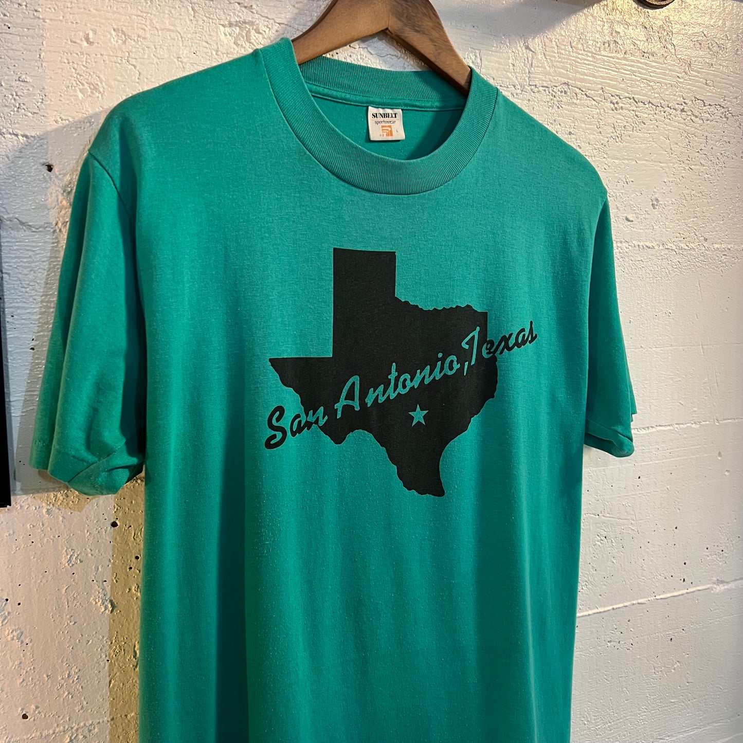 Vintage San Antonio, Texas Single Stitch T-Shirt - Size Large - Made In USA - Turquoise/Black