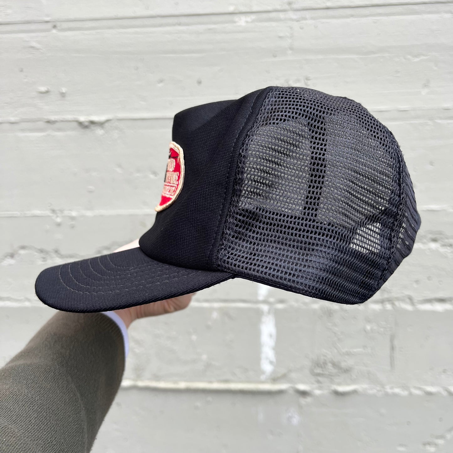 Vintage 1970's Fred Devine Diving & Salvage, Inc Mesh Trucker Hat - O/S - Made In USA - Black/Red