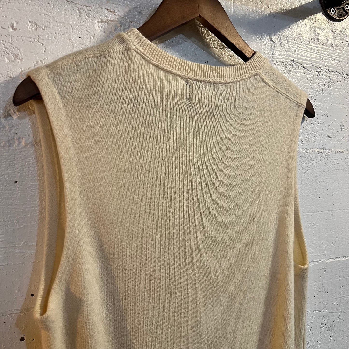 Vintage Puritan Acrylic V-Neck Sweater Vest - Size Large - Made In USA - Cream