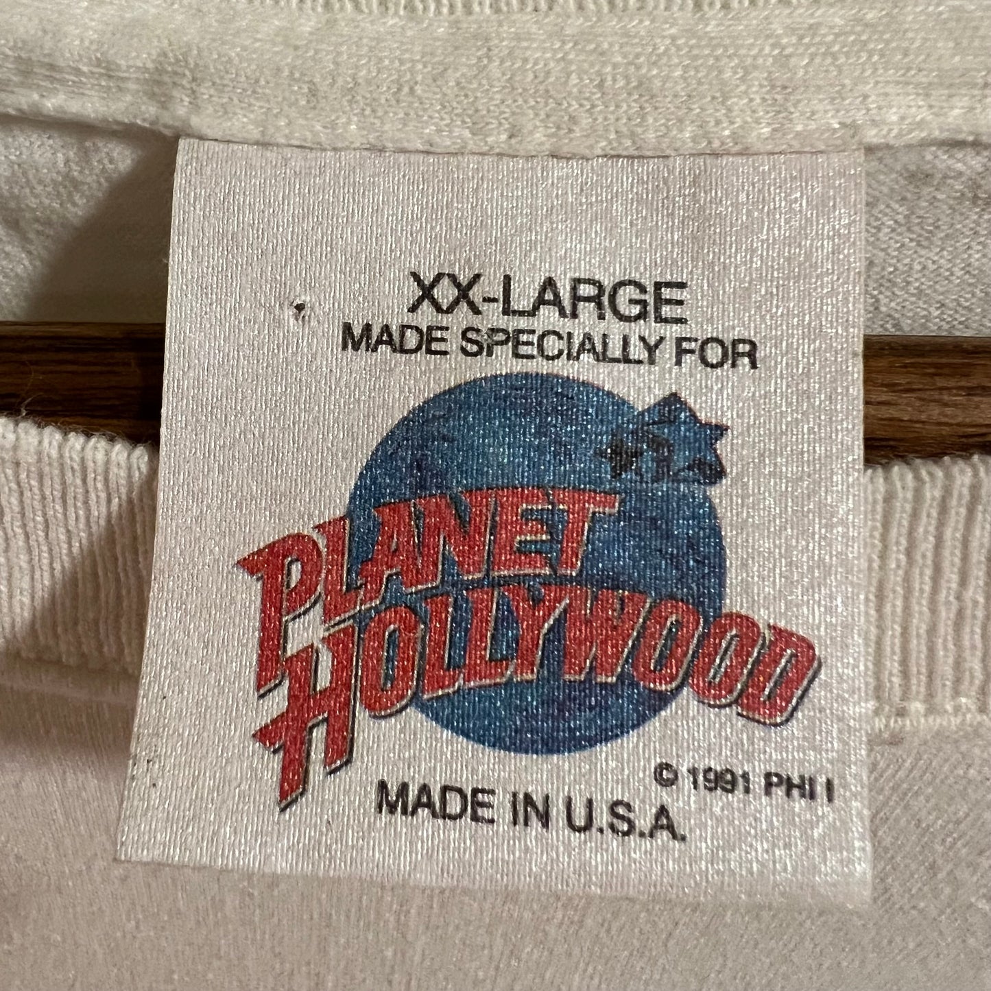 Vintage 1991 Planet Hollywood Honolulu Graphic T-Shirt - Size 2XL - Made In USA - White/Multi