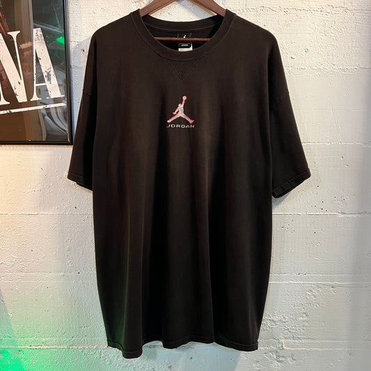 Vintage Y2K Nike Air Jordan 'Jumpman' T-Shirt - Size XXL - Black/Red/Silver