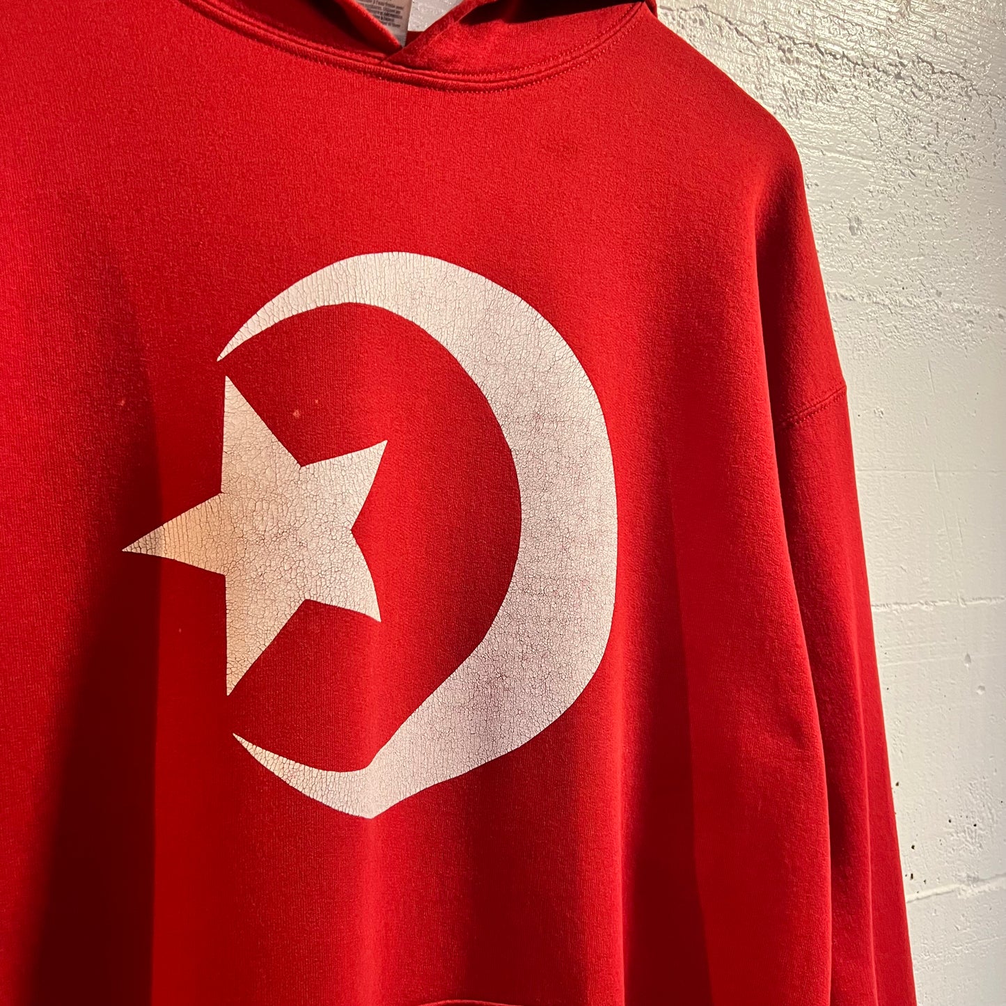 Vintage Distressed Jerzees Turkish Flag Hoodie Sweatshirt - Size XL - Red/White