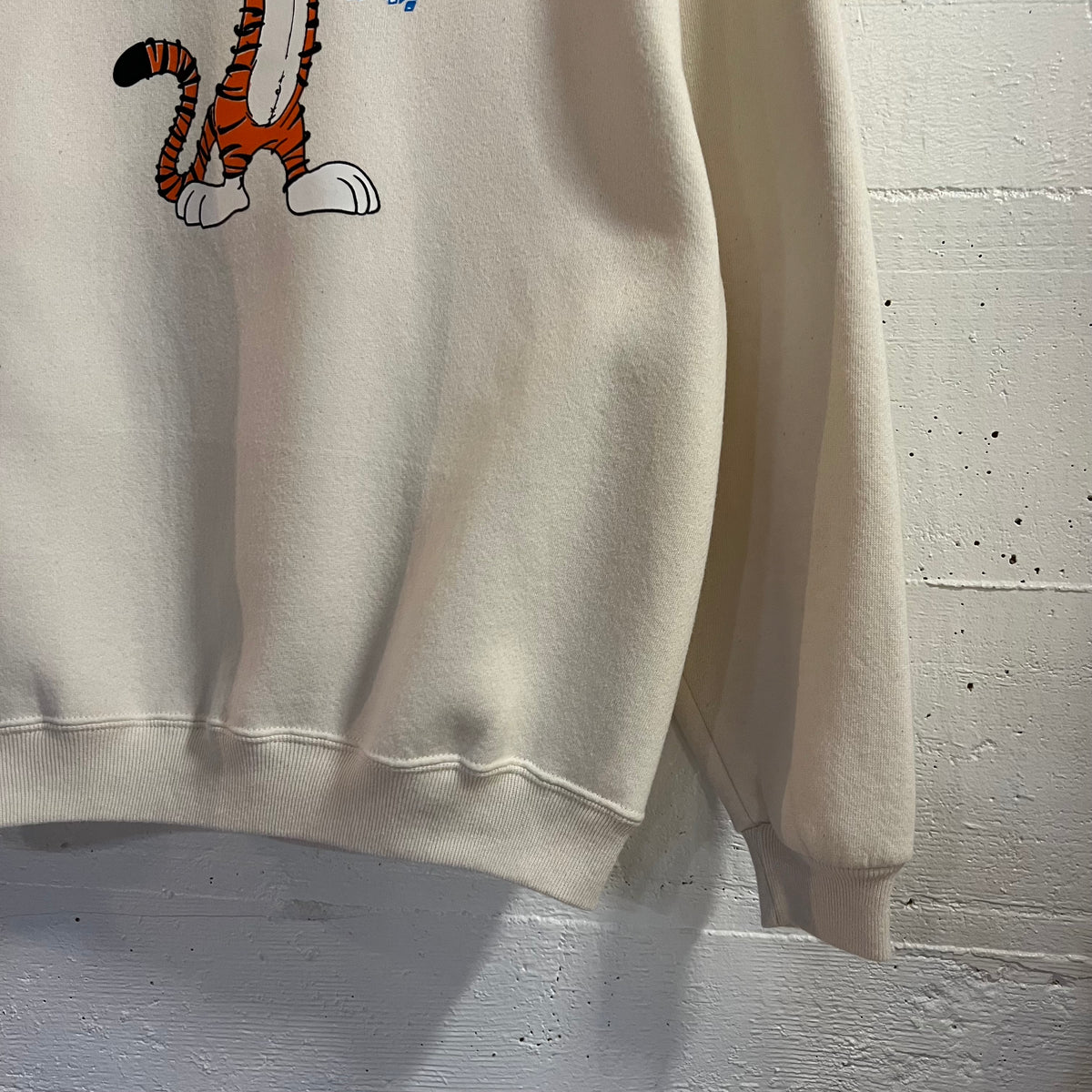 Vintage 90’s Russell ‘I Love Ya This Much!’ Tiger Graphic Crewneck Sweatshirt - Size Medium - Made In USA - Cream/Multi