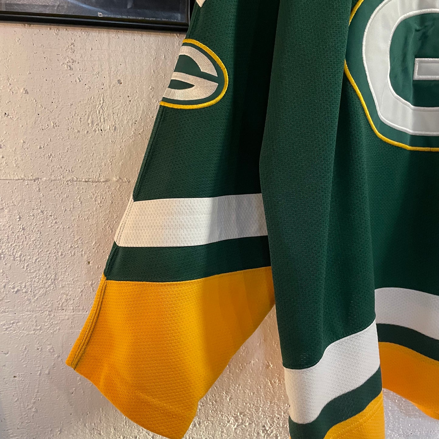 Vintage Embroidered Starter  Green Bay Packers Hockey Style Mesh Jersey - Size Large - Green/Yellow/White
