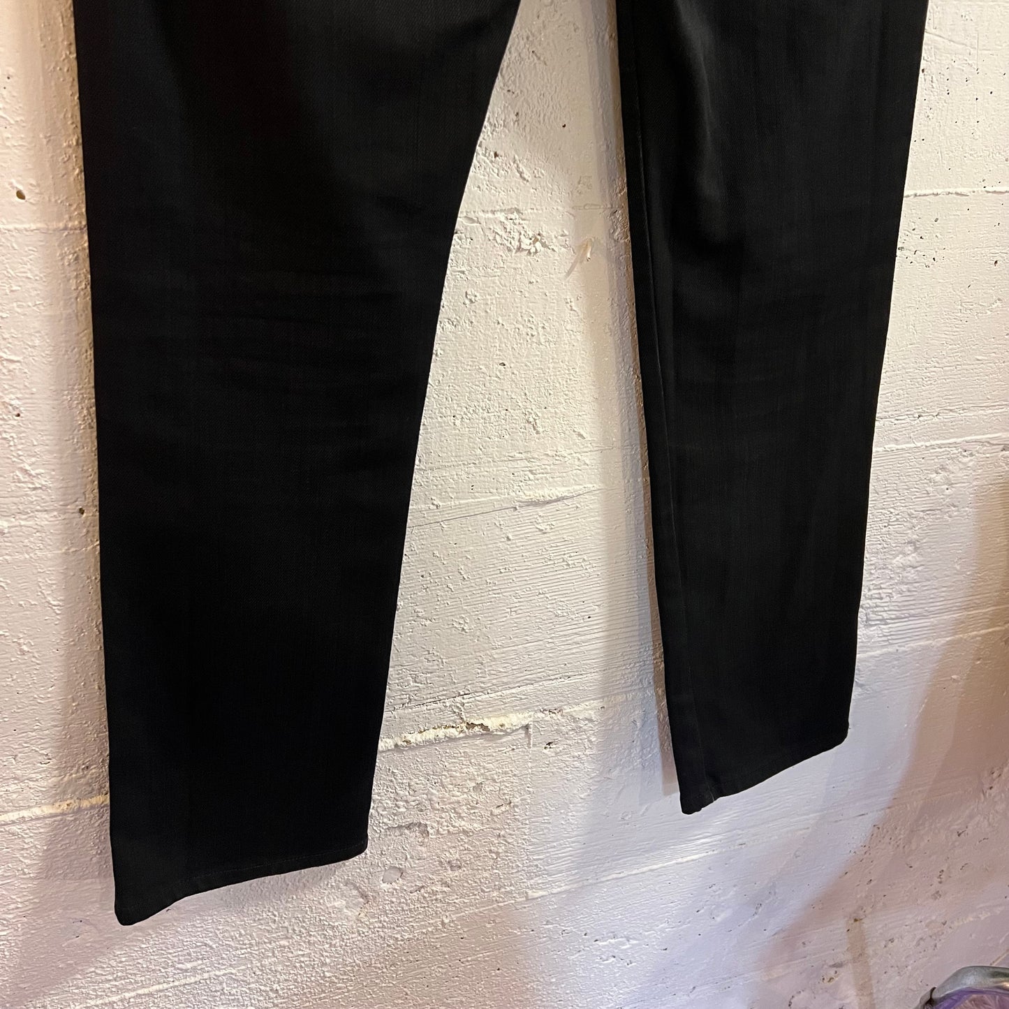Pre-Owned Naked & Famous Denim Skinny Guy 'Black Power Stretch' Denim Jeans - Size 32" x 29" - Made In Canada - Black