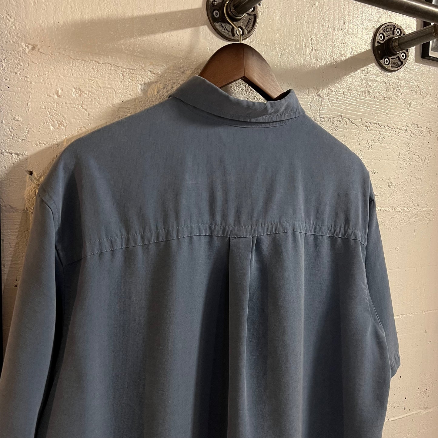 Y2K REI Rayon Short Sleeve Button Up Shirt - Size Large - Blue