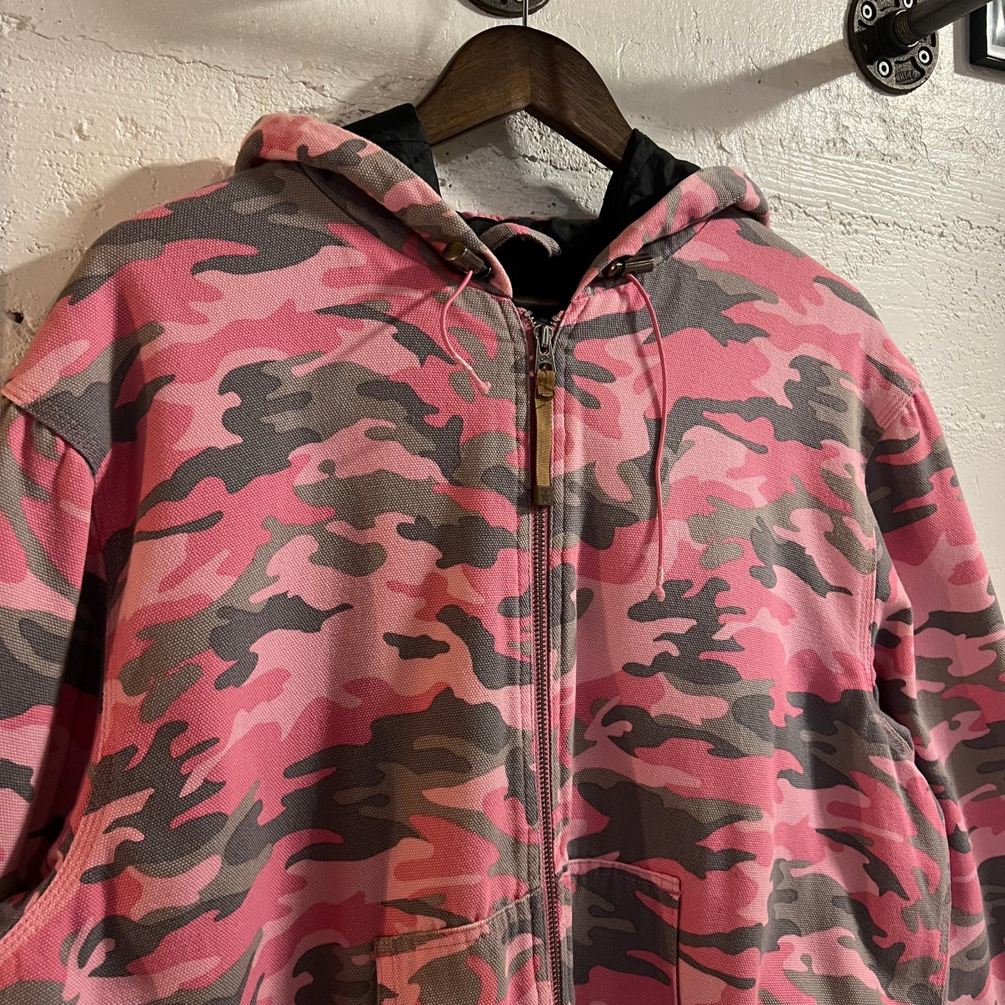 Vintage Y2K Roper Woodland Camo Zip Up Quilt Lined Jacket - Size XL - Pink/Grey