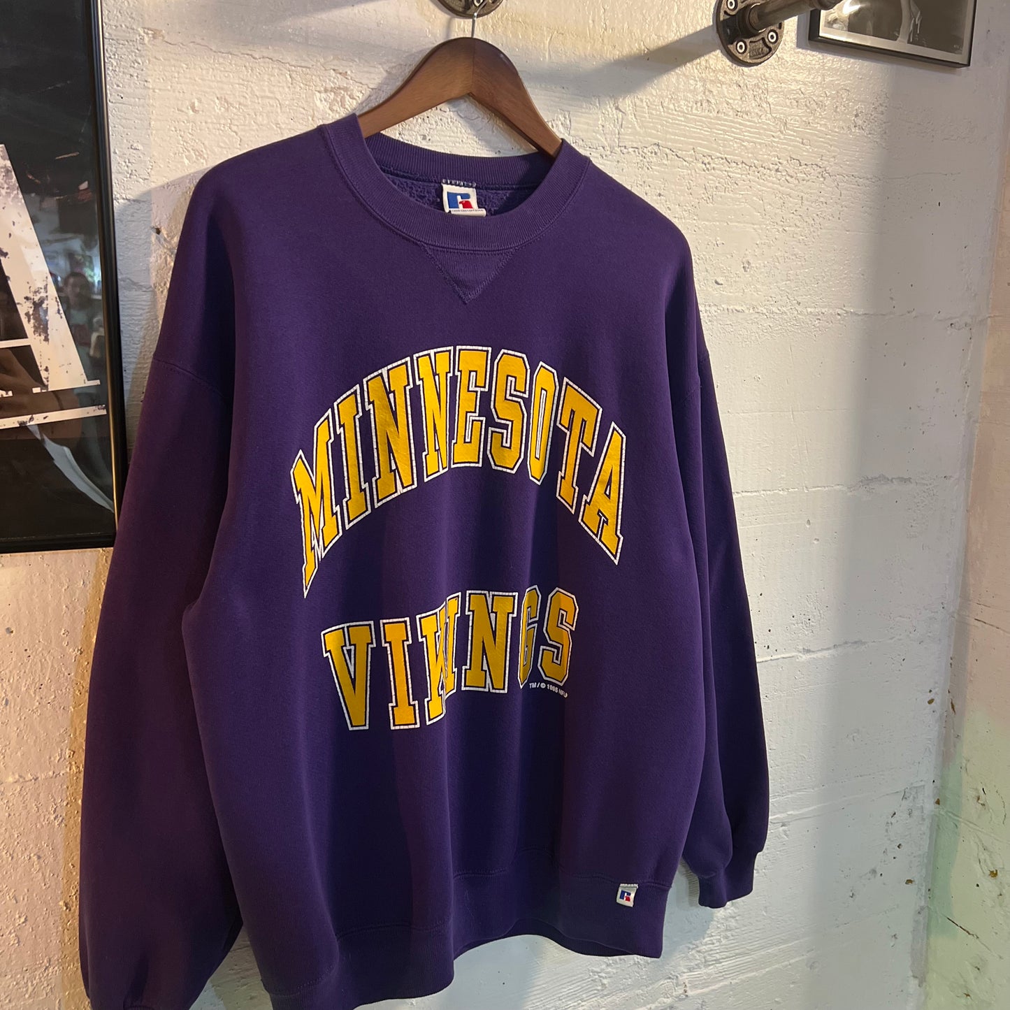 Vintage 1995 Russell Minnesota Vikings NFLP Crewneck Sweatshirt - Size XL - Made In USA - Purple/Yellow