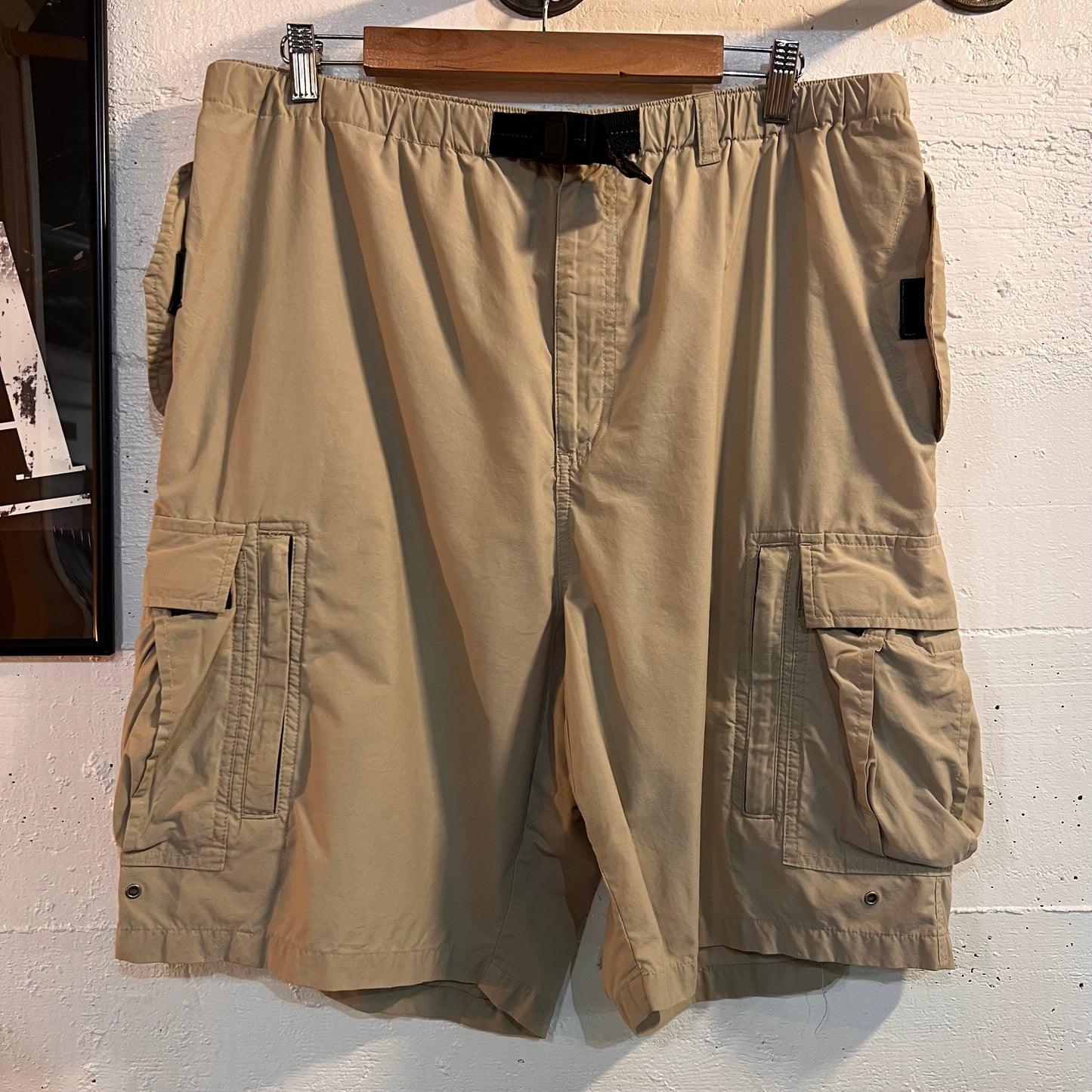 Vintage Polo Sport Nylon Cargo Shorts W/Extendable Waist Belt - Size Large - Khaki Color