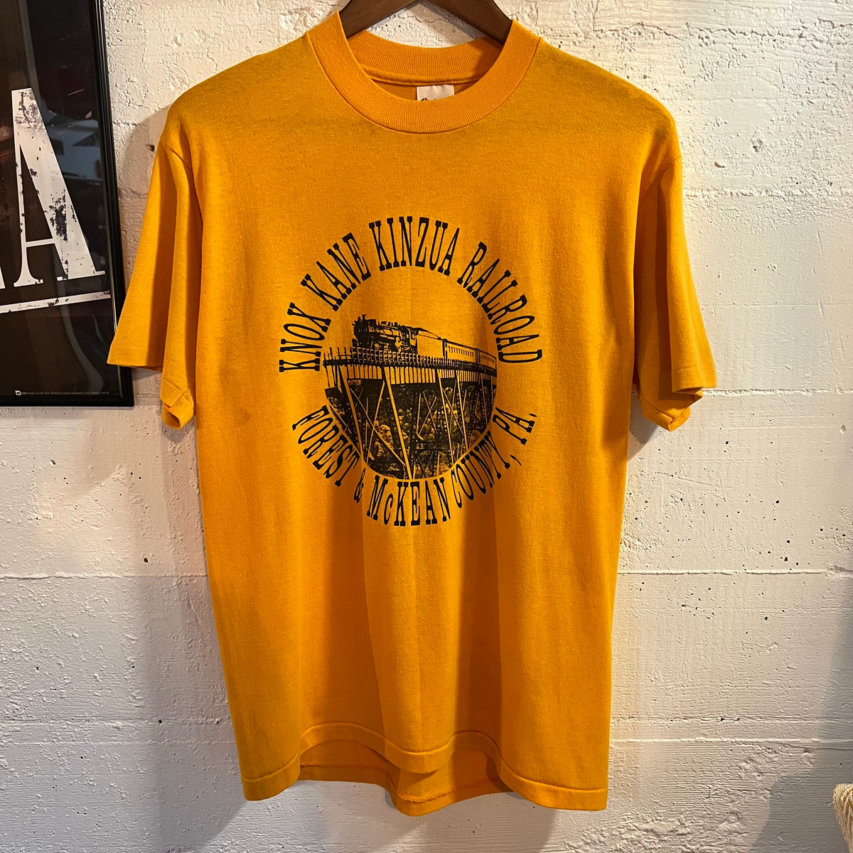 Vintage 80’s Knox Kane Kinzua Railroad, PA Single Stitch T-Shirt - Size Large - Made In USA - Yellow/Black